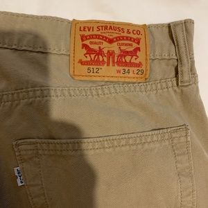 Levi’s 512